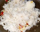 Foto langkah ke 3 dari resep Nasi Goreng Teri.