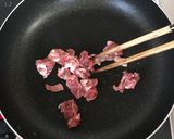 Foto del paso 3 de la receta: El maitake itame~el sofrito de hongo y cerdo~