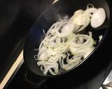 Foto del paso 2 de la receta: Fileticos de Pollo Encebollados
