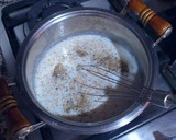 Foto del paso 4 de la receta: Mini penne en salsa bechamel con salteado de tiras de pechuga