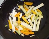 芹菜甜椒炒花枝的食譜步驟6照片