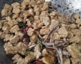 Foto langkah ke 7 dari resep Orek Tempe Teri Jengki.