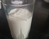 A picture of step 2 of Cheeko banana shake.