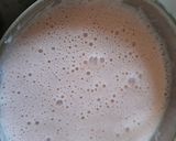A picture of step 2 of Strawberry banana smoothie.