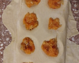 Foto del paso 4 de la receta: Sorrentinos rellenos de zapallo con cebolla y "falsa salsa blanc