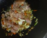 Foto langkah ke 3 dari resep Orak arik ayam sosis.
