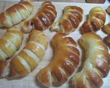 Meggyes-vaníliás kifli recept fázis 11 fotója