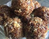 ખજુરના લાડવા (khajur na ladoo Recipe in Gujarati) રેસીપી સ્ટેપ4ફોટો