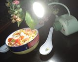 A picture of step 4 of Bhelpuri.