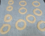 Foto del paso 7 de la receta: Rosquillas de anís al horno con glaseado