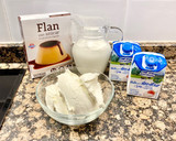 Foto del paso 1 de la receta: Pastel de flan con sobaos
