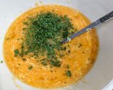Foto langkah ke 3 dari resep Butternut Squash Quiche.