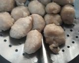 Foto langkah ke 3 dari resep Tahu + Bakso saus lada hitam.