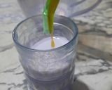 Foto del paso 4 de la receta: Licuado de arándanos
