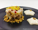 Foto del passaggio 6 della ricetta Tartare di Branzino al Pepe Rosa e Cipolle di Breme