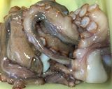 Foto langkah ke 1 dari resep Tumis gurita.