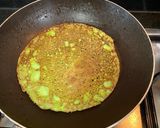 Foto del paso 3 de la receta: Panqueques keto-Grez de espinaca con ricota en salsa boloñesa