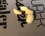 Une image de l'étape 2 de Sauté de porc aux pommes de terre et coing.