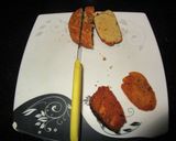 A picture of step 5 of Kukuri dal tukri #5ing (farsan served with tea).