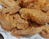 Foto langkah ke 2 dari resep Honey spicy chicken wings.