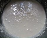 Foto langkah ke 3 dari resep 147. Bolu Mawar Kukus Tersimpel (modal 19rb jadi 40-46 pcs).