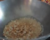 A picture of step 2 of Nylon poha roasted chiwda.