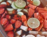 Foto langkah ke 4 dari resep Asinan Buah isi Kulkas.