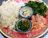 รูปขั้นตอนการทำที่ 1 ของ ข้าวผัดใบกะเพราอกไก่