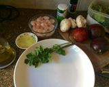 Foto del paso 1 de la receta: Carpaccio de palta y hongos parrilleros