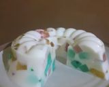 Foto langkah ke 5 dari resep Puding Mozaik.