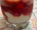 Foto del paso 4 de la receta: Postres y meriendas: Trifle de frutillas
