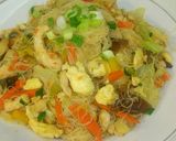 Foto langkah ke 5 dari resep Bihun goreng Labu kuning.