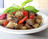 Foto langkah ke 3 dari resep Terong tumis pedes endesss.