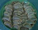 Foto langkah ke 5 dari resep Pastel Mini Isi Abon.