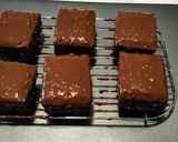 Une image de l'étape 4 de Gaufrettes caramel beurre salé et glaçage rocher.
