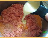A picture of step 4 of Gajar Halwa with Gajar-Paneer Roll.