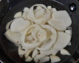 भंडारे वाली अचारी आलू (bhandare wali achari aloo recipe in Hindi) रेसिपी चरण 1 फोटो
