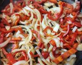 Foto del paso 1 de la receta: Relleno para tacos, fajitas o wraps con sobra de carne