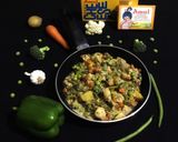 A picture of step 11 of Mix Veg in White Sauce.