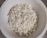 A picture of step 1 of Paneer Bhurji.