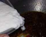 A picture of step 3 of Achari hari mirch ka salan.