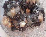 A picture of step 6 of Dry fruit brownie with caramel sauce.