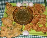 पालक के पत्तो और प्याज़ के पकौड़े (Palak ke patto aur pyaz ke pakode recipe in Hindi) रेसिपी चरण 5 फोटो