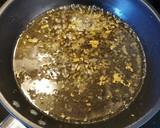 Foto del paso 4 de la receta: Vieiras y cecina con guarnición de guisantes salteados