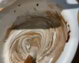 Foto langkah ke 4 dari resep Callebaut Milk Choco Chiffon Cake.