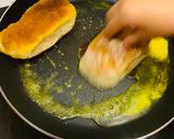 Hình bước làm 5 của món Bánh mì ciabatta kẹp tôm