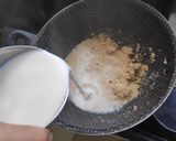 A picture of step 3 of Suji Halwa/Shira😋.