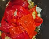 Foto del paso 2 de la receta Solomillo de cerdo relleno de jamón y queso con salsa de piquillos