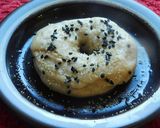 A picture of step 5 of I love Bagel.