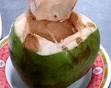 A picture of step 5 of Green Curry Chicken in Young Coconut.